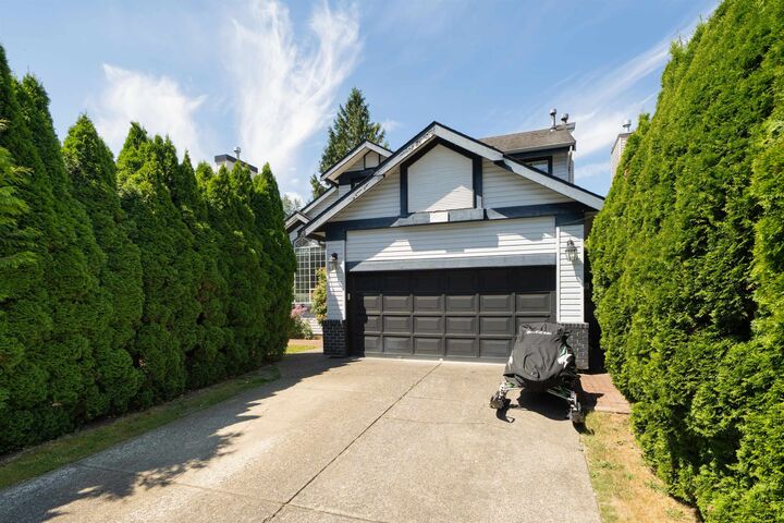9477 209 Street — photo 1