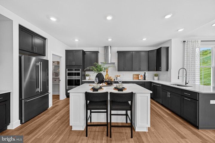Property Photo: 1130 Frank Street PA 18051