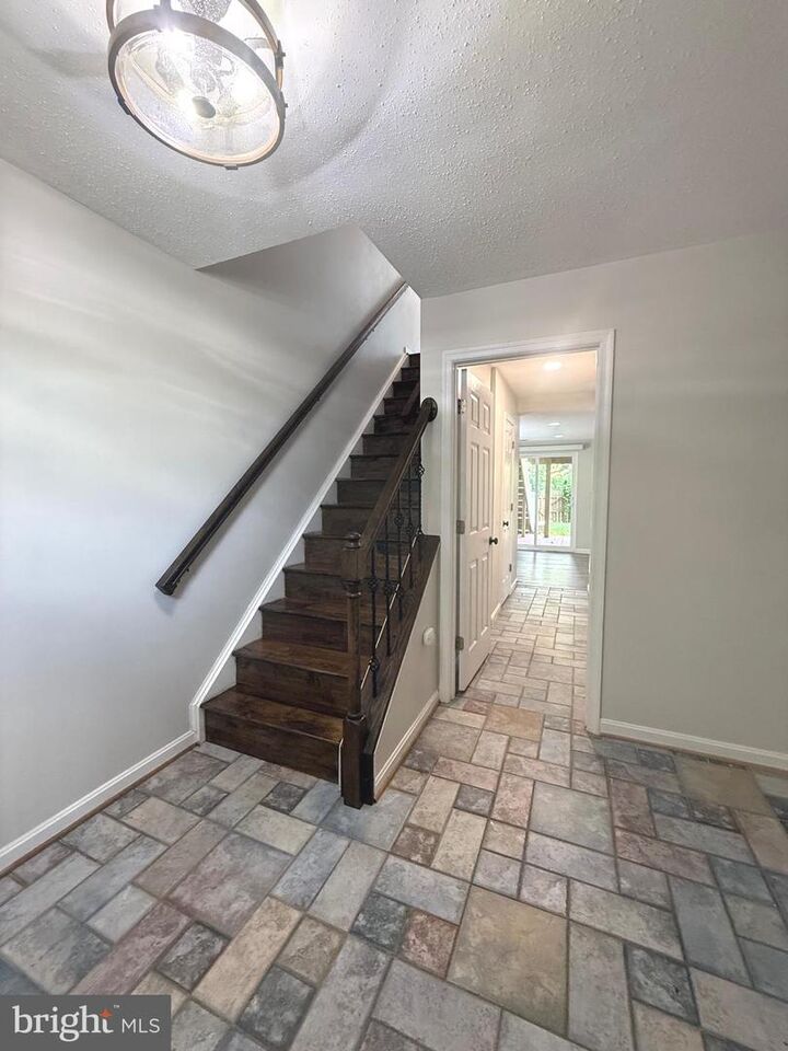 Property Photo: 110 Lakeview Court VA 22554