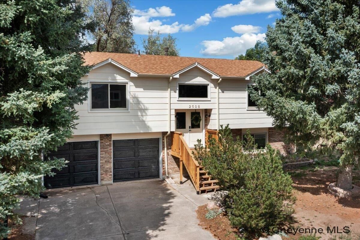 Property Photo:  2508 Council Bluff  WY 82009 