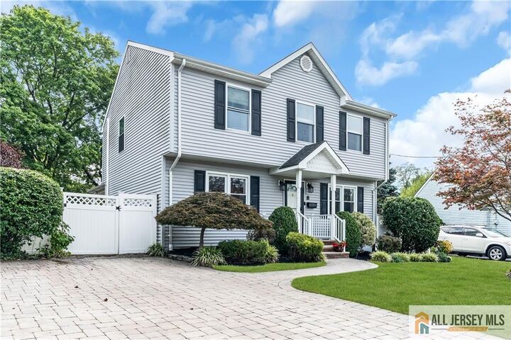 Property Photo:  8 Highview Road  NJ 08816 