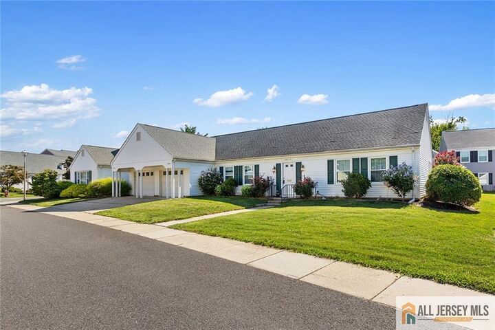 Property Photo: 502 Springfield Way 502A NJ 08831