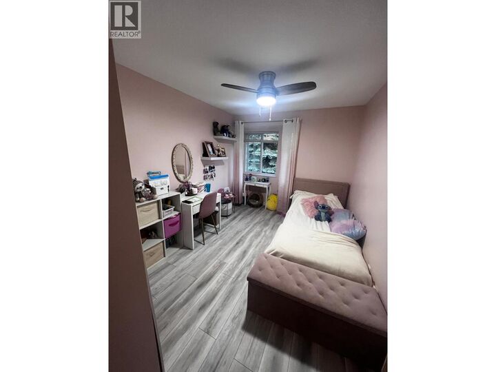 Property Photo: 2020 Robson Place 14 BC V2C 2N2