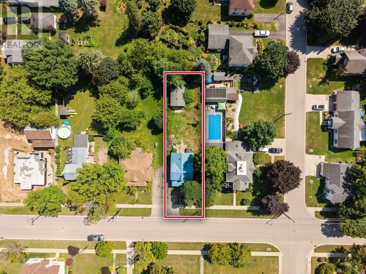 Property Photo: 641 Havelock Street ON N0G 2H0