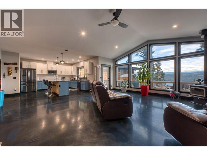 Photo de la propriété: 10795 Westshore Road BC V1H 2C3