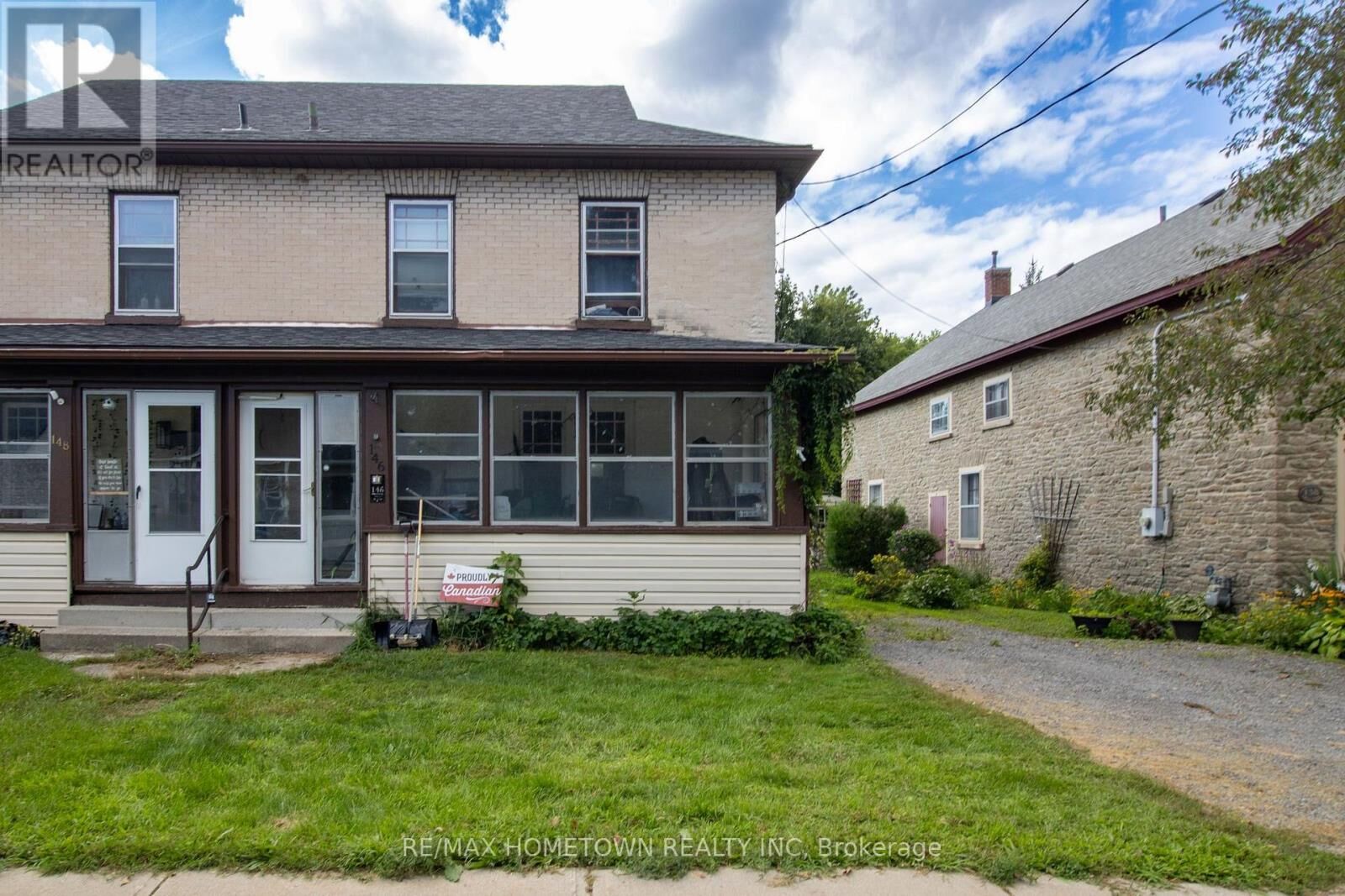 Property Photo:  146 Park Street West  ON K0E 1T0 