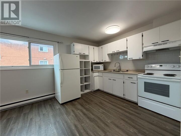 Property Photo:  718 Barrydowne Road Unit# 1  ON P3A 3T5 