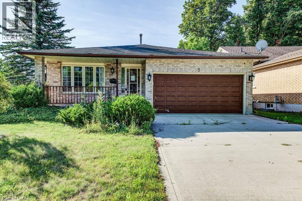 Property Photo: 3 Cora Drive ON N2N 3C6
