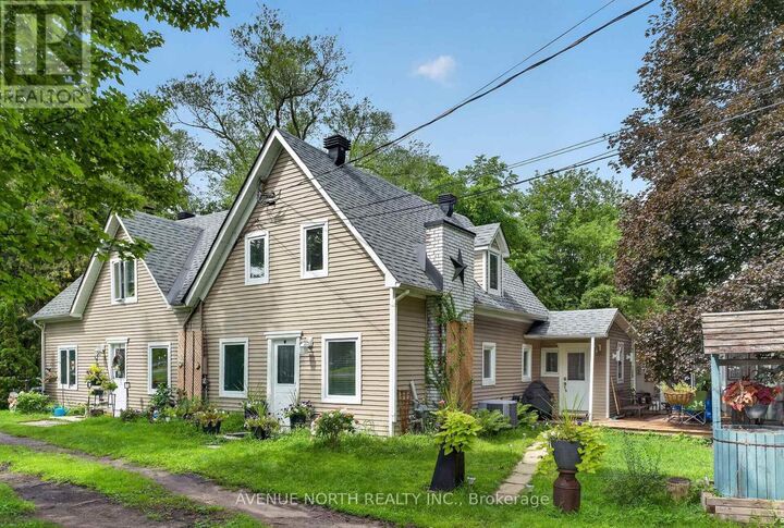 Property Photo:  2943 Old Montreal Road  ON K4C 1G2 
