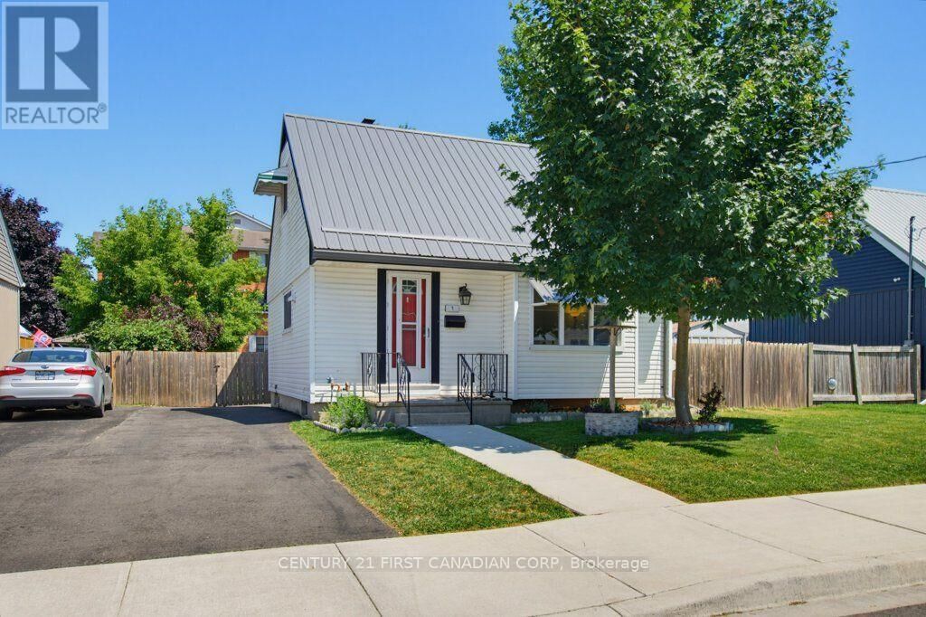 Photo de la propriété:  3 Parkside Drive  ON N5R 3T8 
