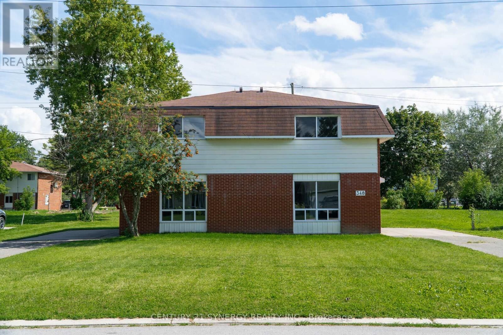 Property Photo: 344 Pattie Drive ON K7C 2G3