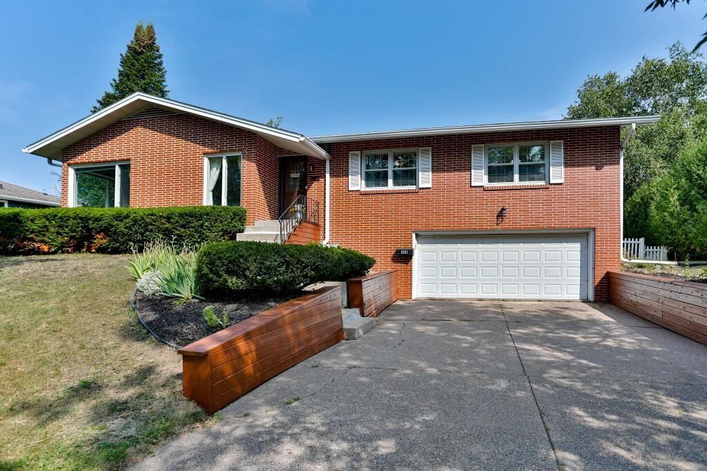 Property Photo:  908 Greenhill Drive  WI 54401 