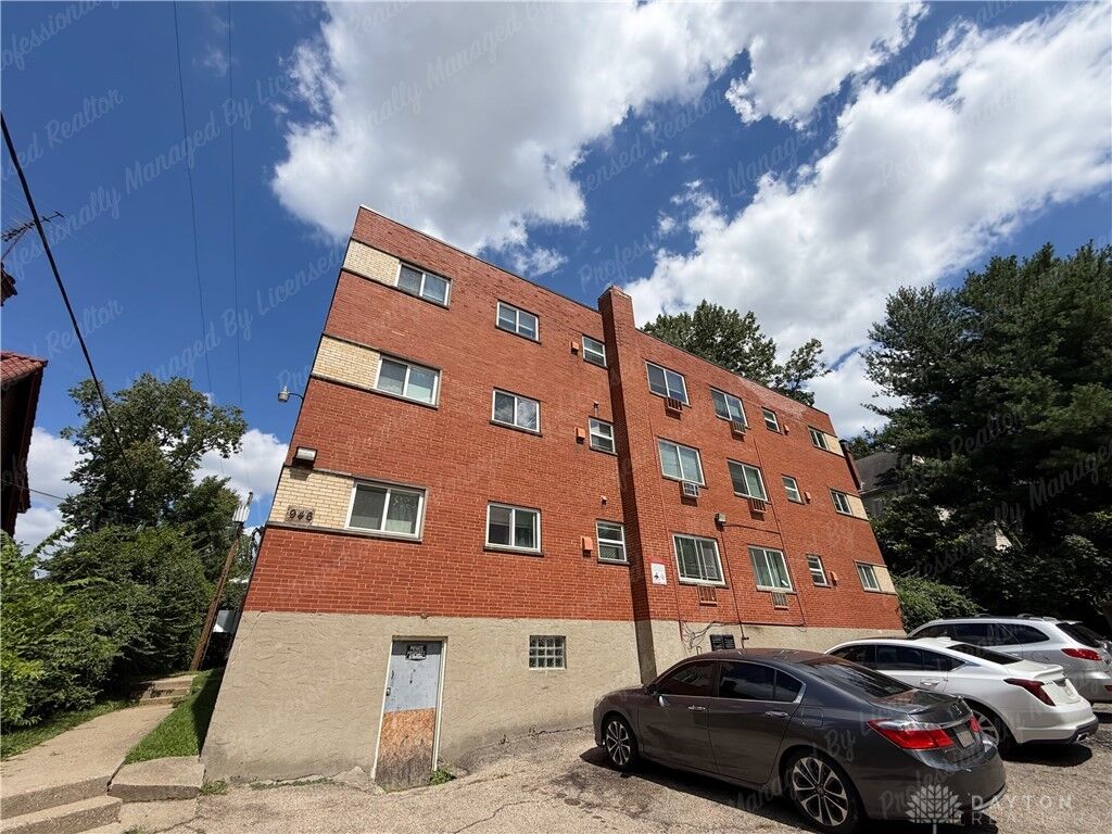 Property Photo: 946 Burton Avenue 11 OH 45229