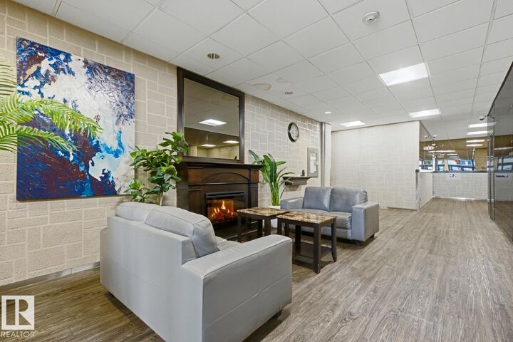 Property Photo:  10011 116 Street NW 1201  AB T5K 1V4 