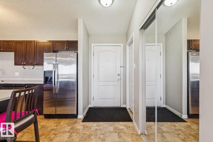 Property Photo:  7327 South Terwillegar Drive NW 7419  AB T6R 0L8 