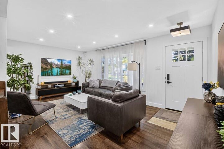 Property Photo: 10951 62 Avenue NW AB T6H 1N3