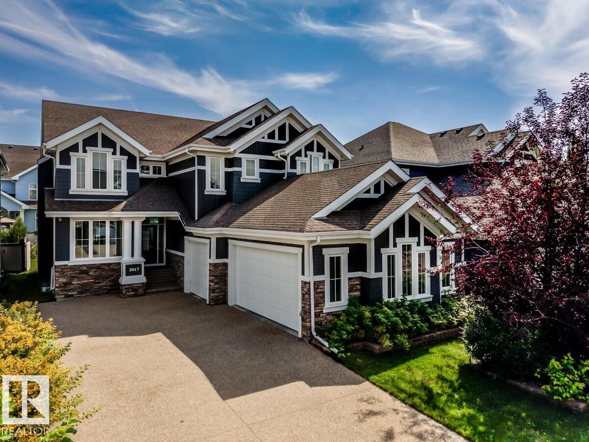 Property Photo:  2047 90 Street SW  AB T6X 2C5 