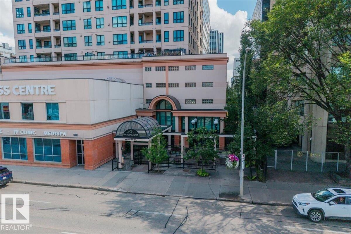 Property Photo: 9939 109 Street NW 704 AB T5K 1H6