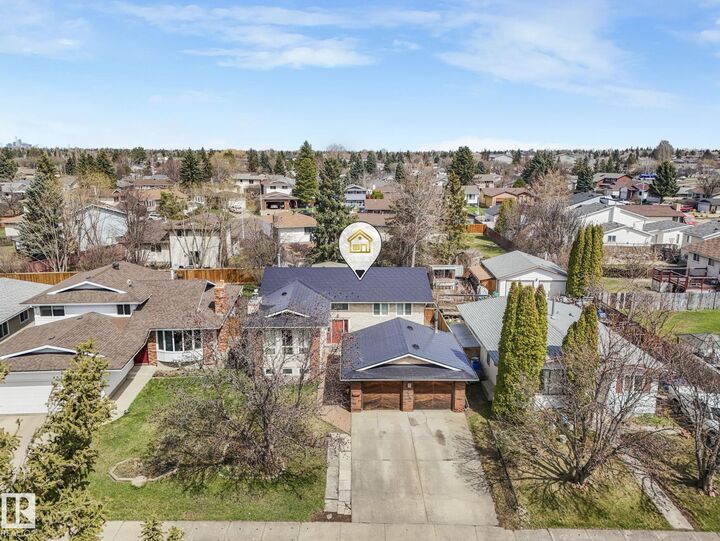 Property Photo: 4512 20A Avenue NW AB T6L 2Z5