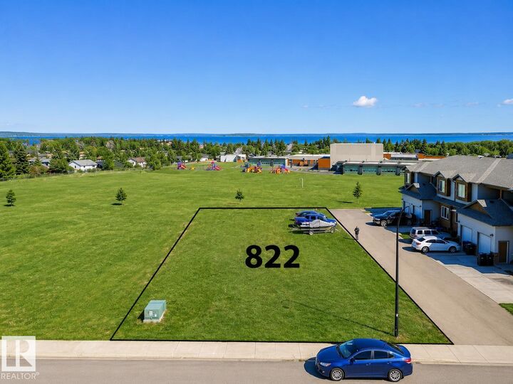 822 Schooner Drive — photo 1