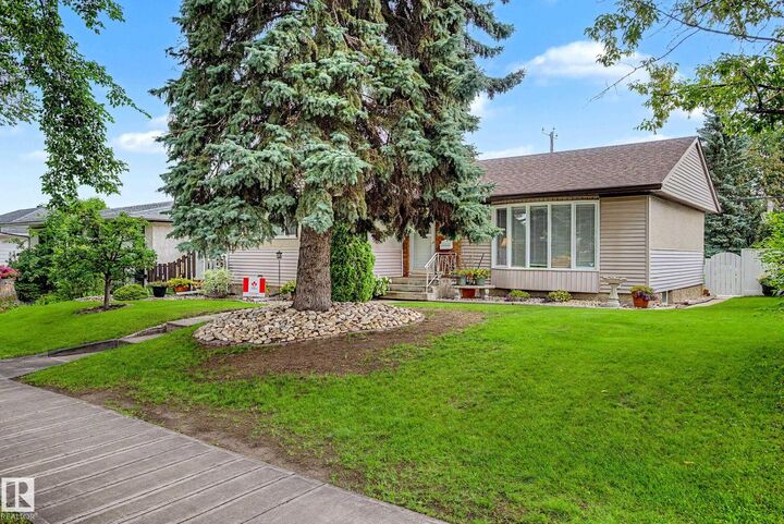 Property Photo:  10715 50 Street NW  AB T6A 2E3 