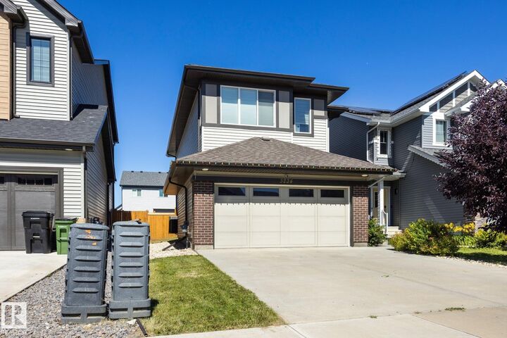 Property Photo:  3234 Chernowski Way SW  AB T6W 4G4 