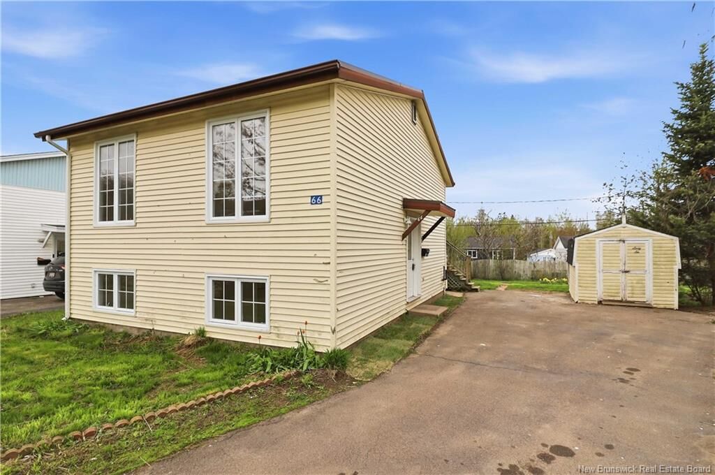 Property Photo: 66 Braeburn Crescent NB E1E 2L6