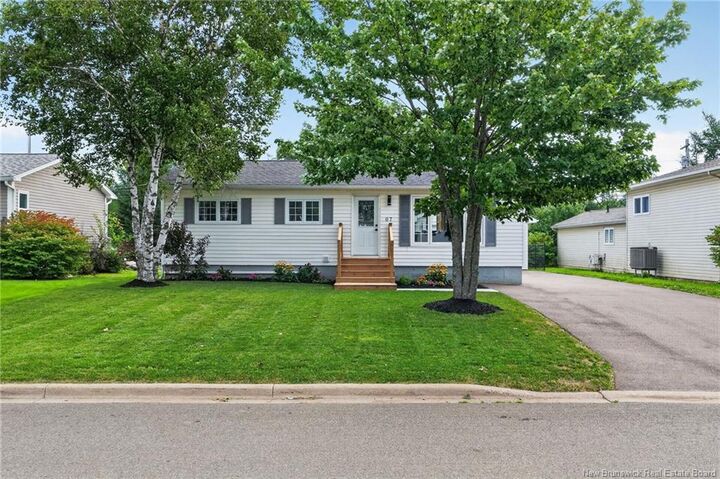 Property Photo:  67 Lawson Avenue  NB E1B 3R1 