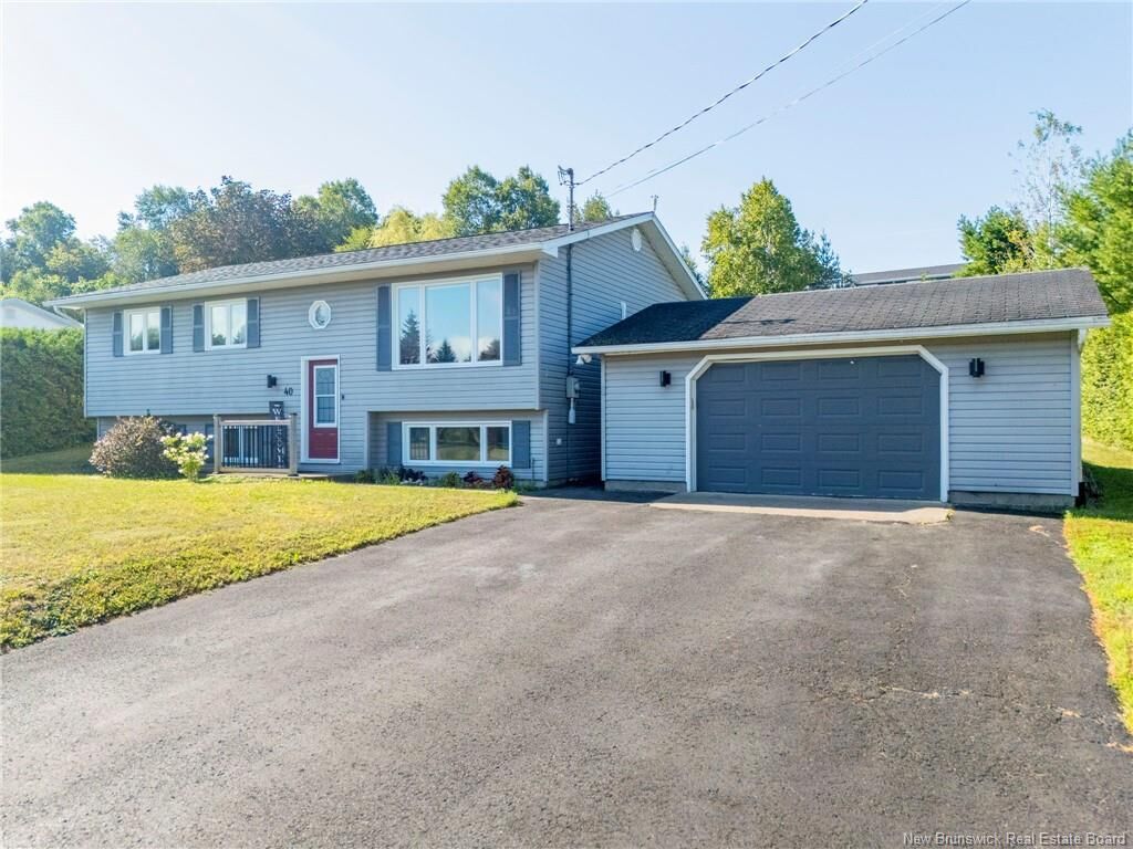 Property Photo:  40 Majestic Drive  NB E5K 2X9 