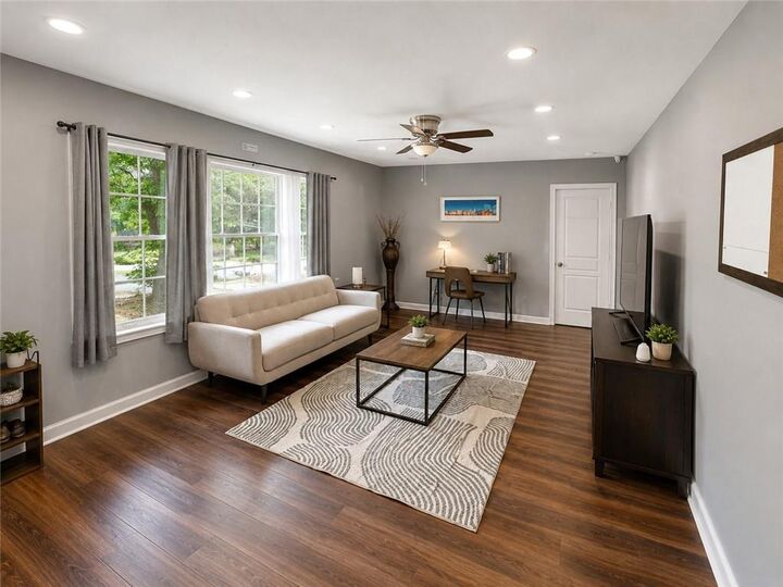 Property Photo: 1821 Sandringham Drive SW GA 30311