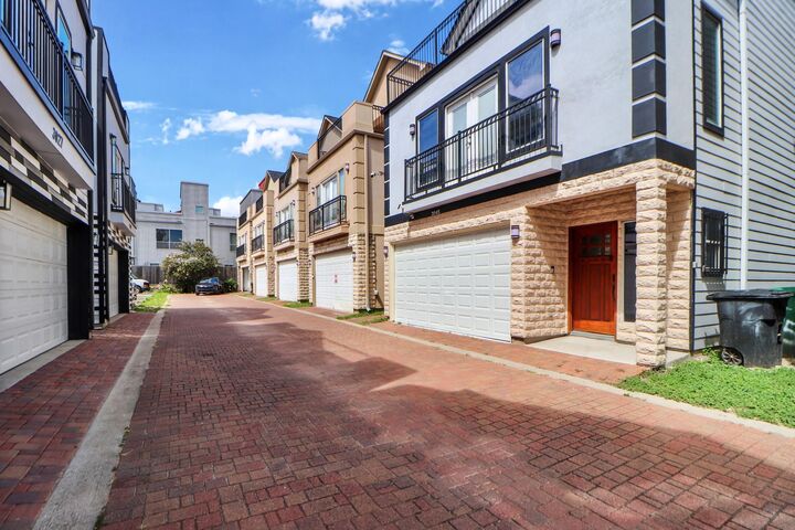 Property Photo: 3045 Clinton Drive TX 77020