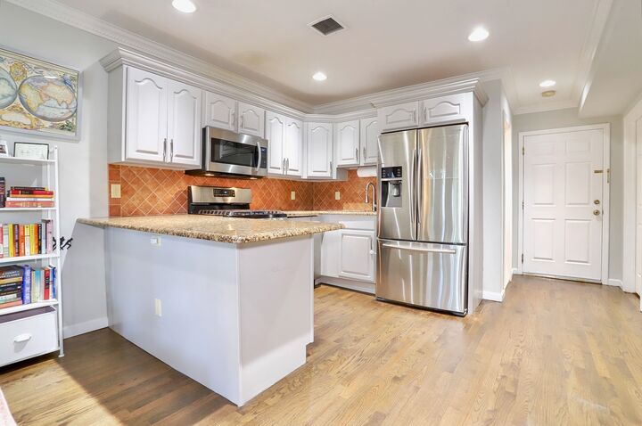 Property Photo: 15 Jefferson Ave 2B NJ 07306