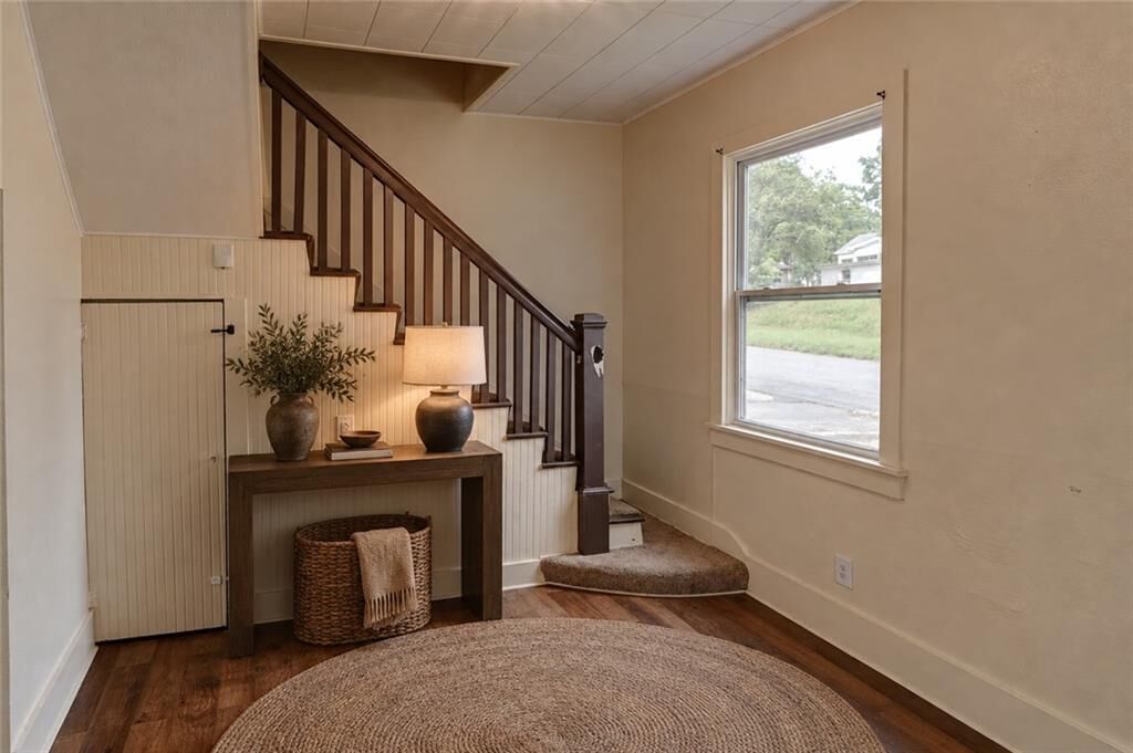 Property Photo:  931 Kickapoo Street  KS 66048 