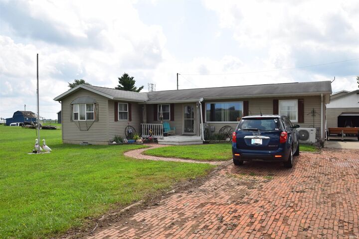 Property Photo: 9177 W 450N IN 46732