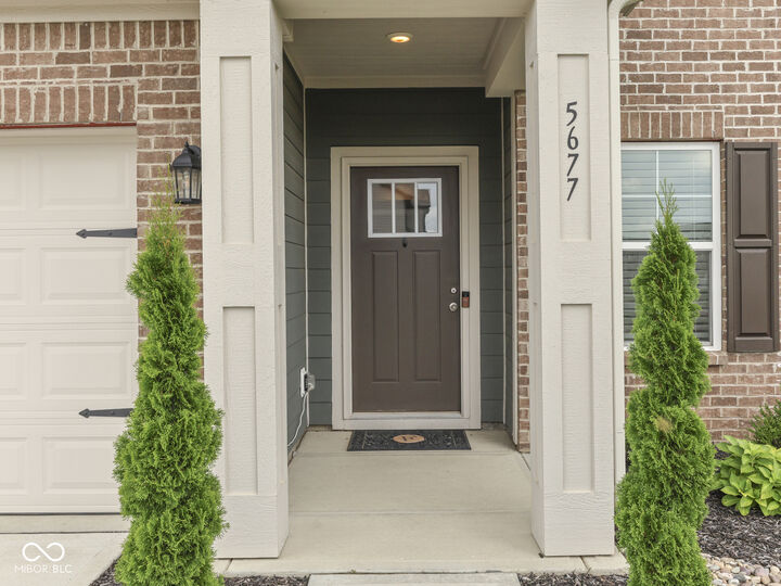 Property Photo:  5677 Volanti Way  IN 46143 