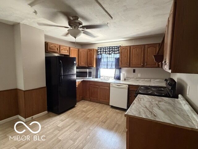 Property Photo:  230 N Peru Street  IN 46034 