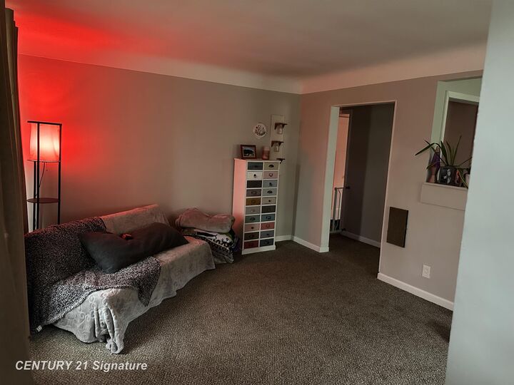 Property Photo:  1814 Marlowe Dr Drive  MI 48504 