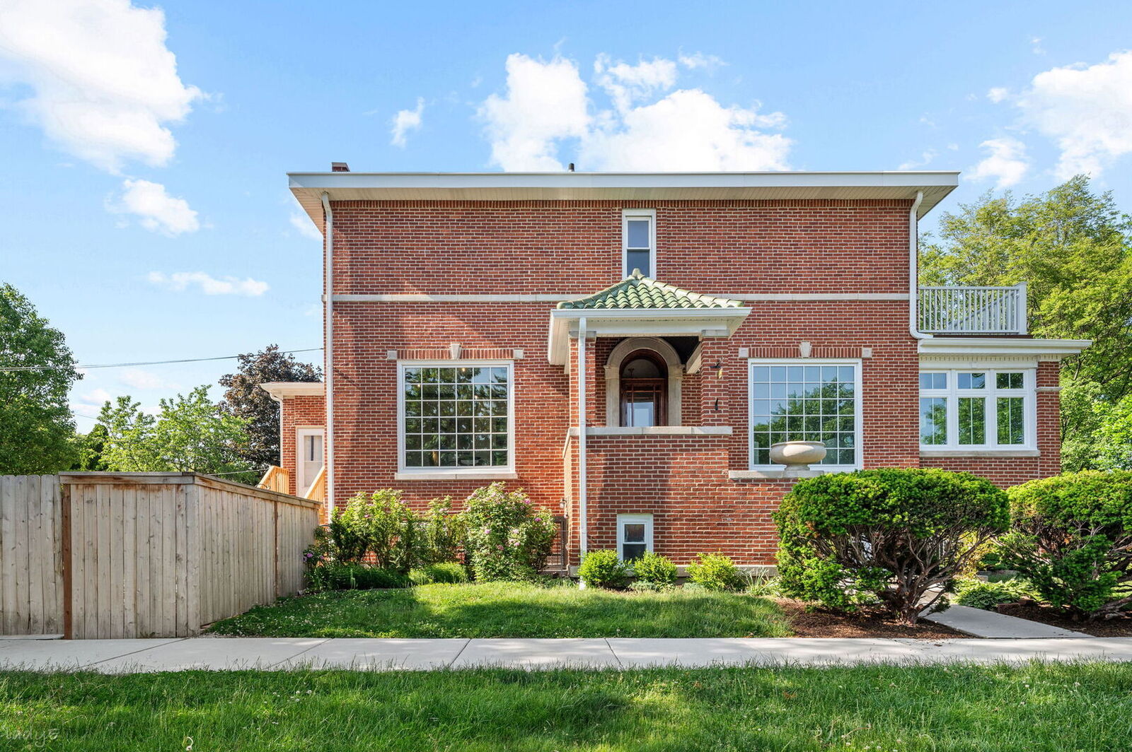 Property Photo:  5100 N Long Avenue  IL 60630 