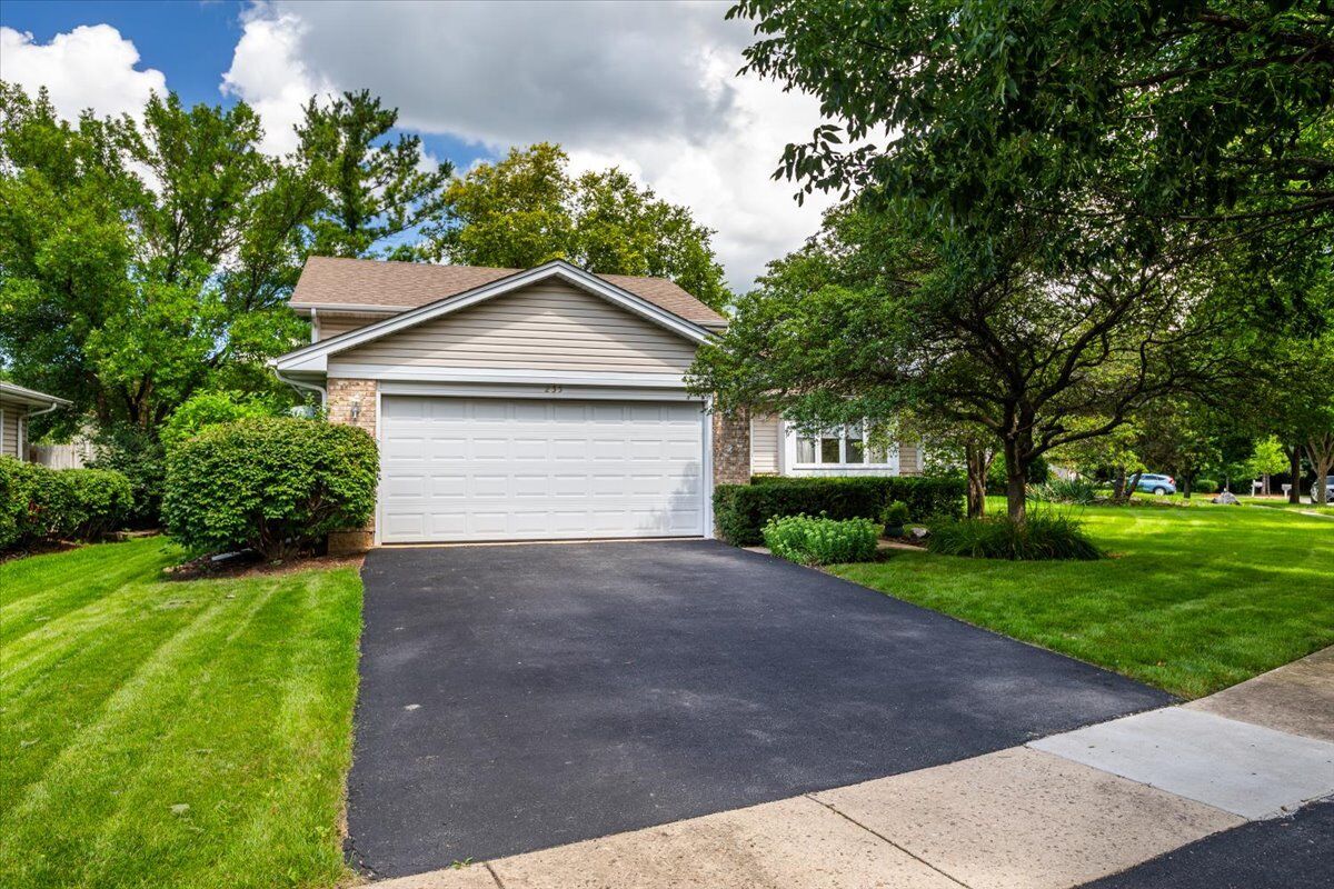 Property Photo:  235 Indianwood Lane  IL 60185 