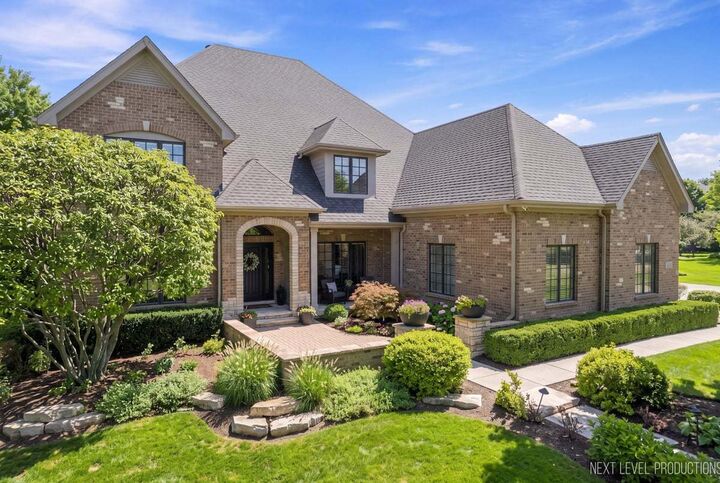 Property Photo:  3016 Seiler Drive  IL 60565 