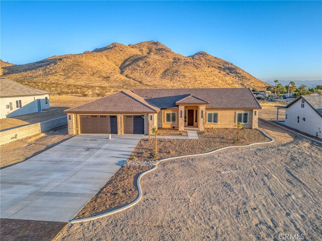 Property Photo:  19715 Roanoke Road  CA 92307 