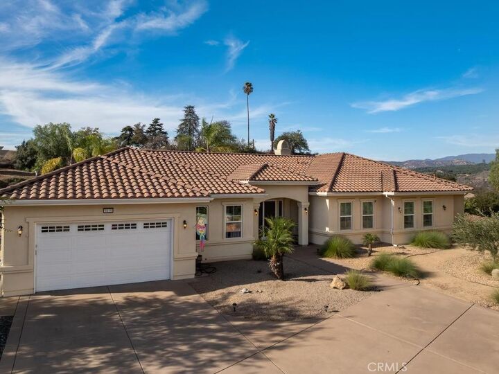 Property Photo: 9430 W Lilac CA 92026