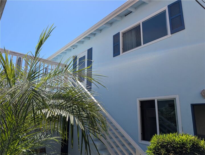 Property Photo:  221 8th B  CA 90740 