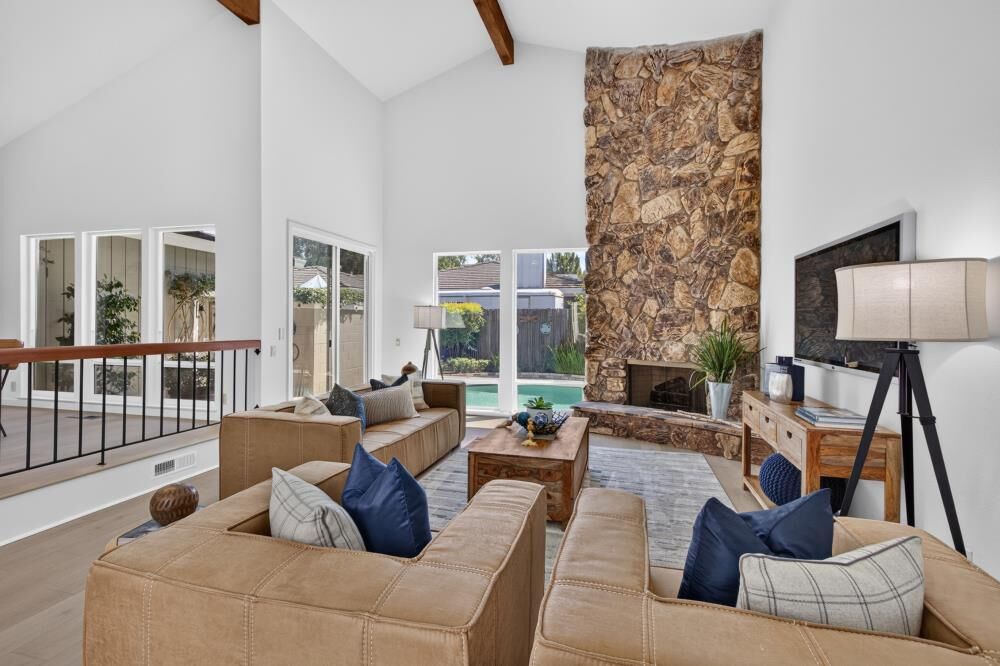 Property Photo:  2 Dumfries Court  CA 95831 