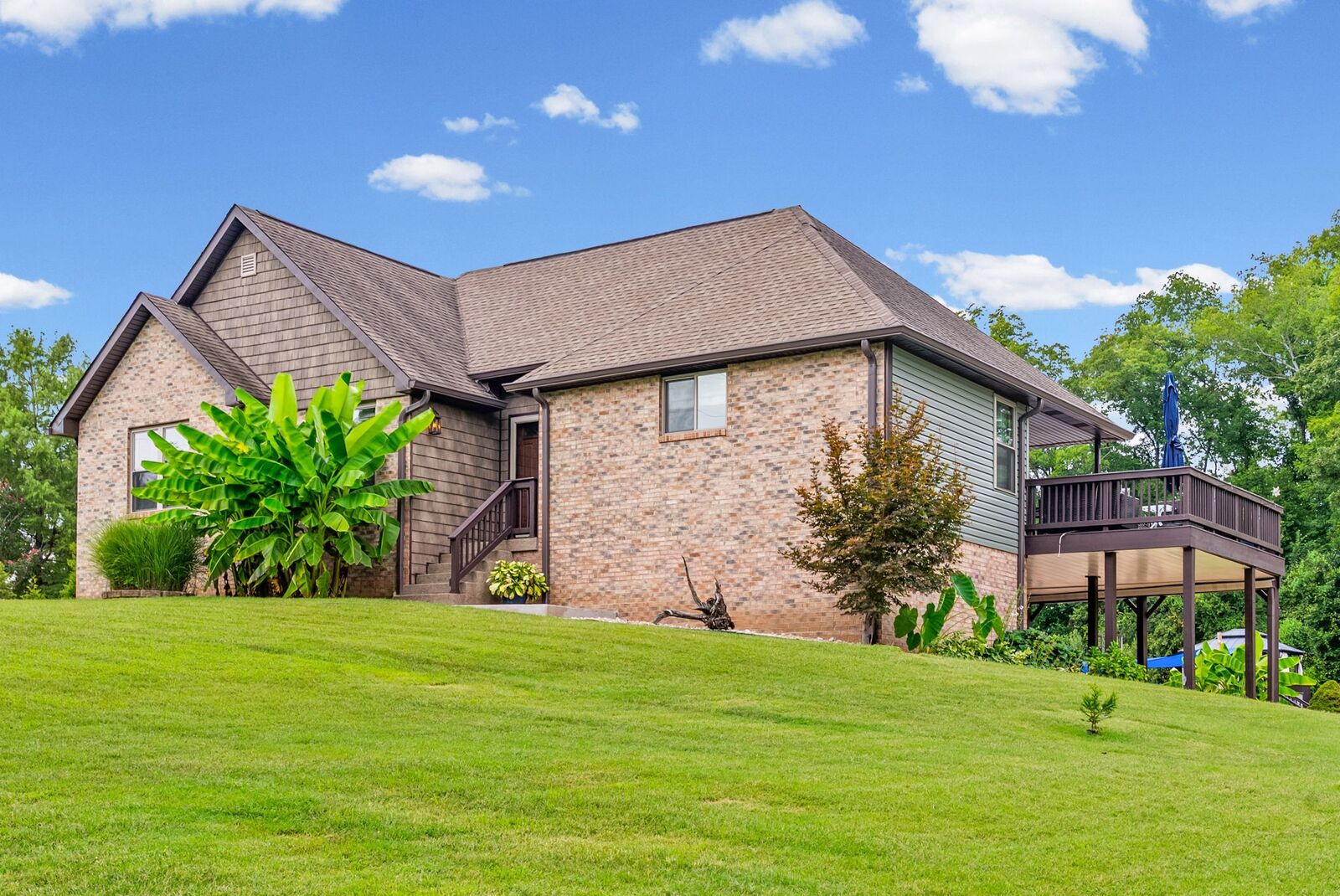 Property Photo: 344 Deepwood Trl TN 37042