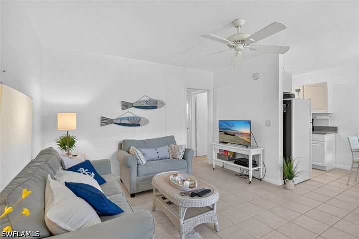 Property Photo:  534 4th Avenue S 3  FL 34102 