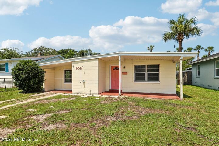 Property Photo:  909 7th Avenue N  FL 32250 