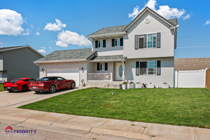 Property Photo:  1302 Melissa Dr -  WY 82718 