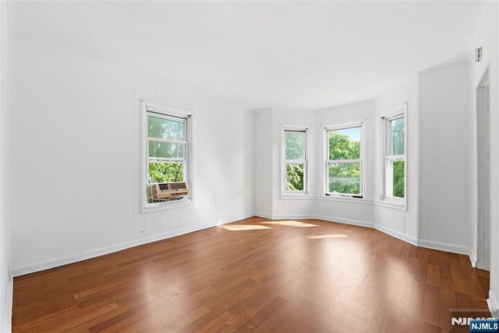 Property Photo:  220 Anderson Street  NJ 07601 