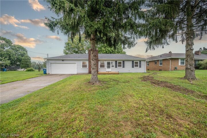 Property Photo: 550 Neoka Drive OH 44405